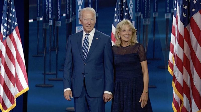 Jo Biden vince e beve Nero d'Avola, geniale